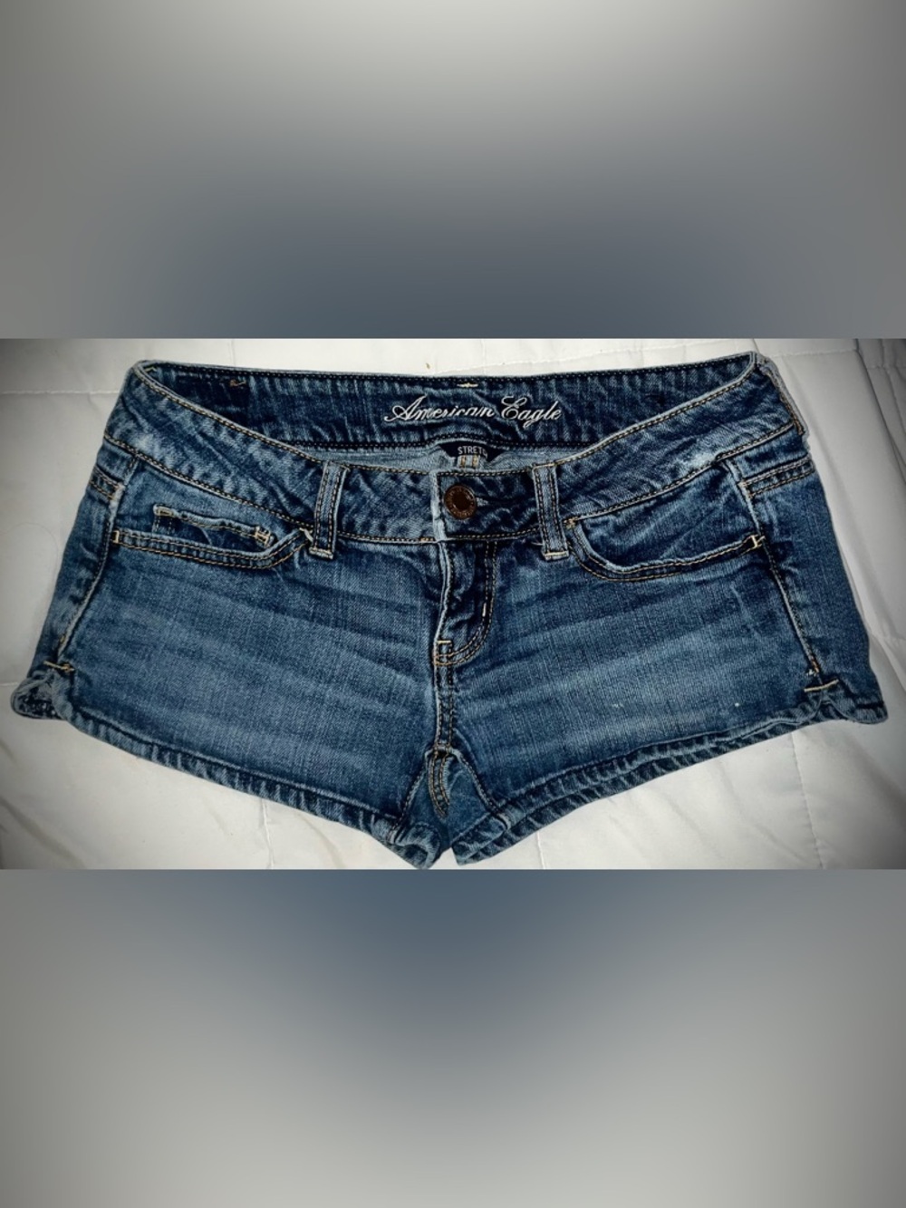 American Eagle Outfitters Women's Medium Blue Denim Shortie Sz 0